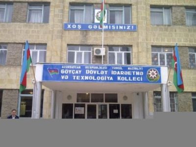 Tələbədən rüşvət tələb edən müəllimin səs yazısı yayıldı - AUDİO