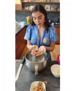 b_400_300_16777215_00_https___cdn.musavat.com_news_images_Gugu_gugu1_r45r_НоваяПапка_showpic_el100_(2).jpg