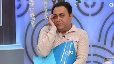 Elgizdən Əli Mirəliyevi tənqid edənlərə CAVAB: Kişi fikrini bildirir, ağzını "skoç"layaq?