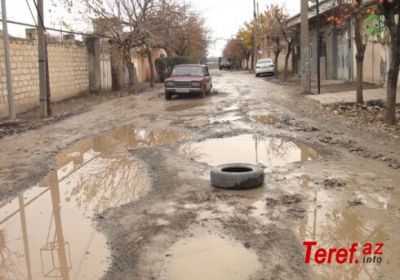 Su Kanal İdarəsi yollarını dağıtdı, İcra Hakimiyyəti "Bərpanın zamanı deyil", deyir: Gəncədə