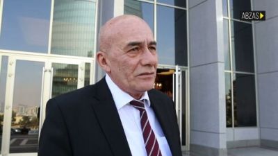 “Gərək Milli Məclisin qarşısına hasar çəkək?”