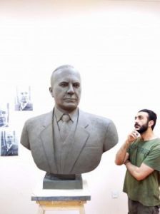 “Gədəbəy və Gəncənin icra başçıları Mir Cəlal Paşayevin büstünü qoymaqdan imtina ediblər” - Heykəltaraş