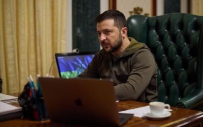 Zelenski Vilnüsdən qayıtdıqdan sonra ölkəsinin kəşfiyyat rəisləri ilə müşavirə keçirib