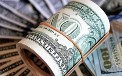 “Dollar iyul ayından bəri ən zəif səviyyəyə düşüb” - Bloomberg