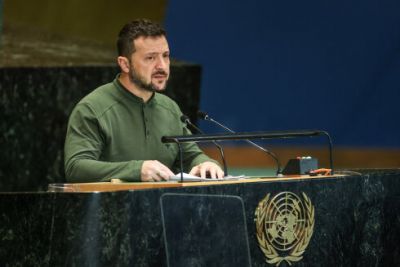 Zelenski Kurskda gedən döyüşlərdən danışdı