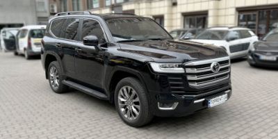 FHN-nin İnstitutut direktoru Sahib Qarayev lux avtomobil aldı
